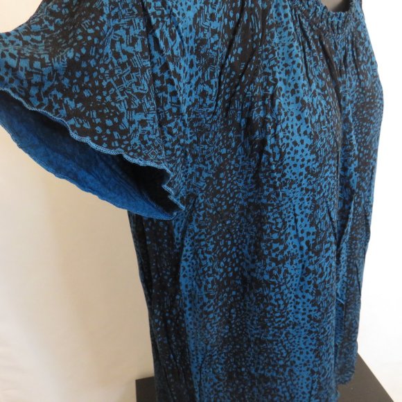 Jaclyn Smith Collection:  Black/Teal Blouse - Picture 3 of 5